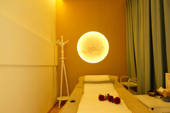 天津河西日式指压的寂静美学：在按压中听见雪落的声音